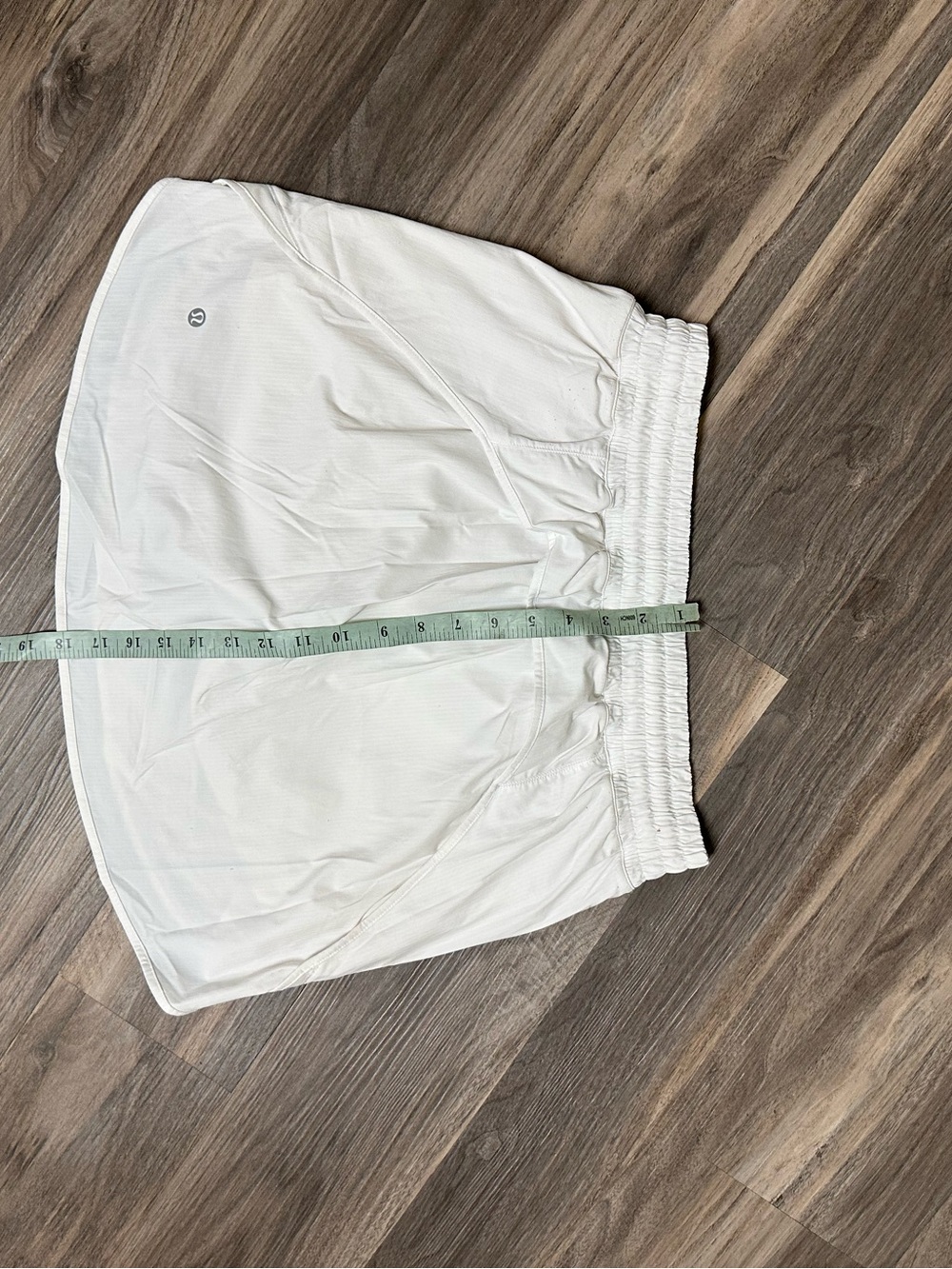 Lululemon Hotty Hot High Rise Skirt - Picture 3 of 8